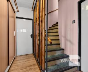 Na predaj rodinný dom s garážou, pozemok 817 m2, Hornoulická ulica, Bojnice