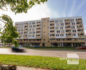 Na prenájom 2-izb. byt 57,88m2 s terasou a park. státím v projekte Panónka, na skok do centra Bratislavy