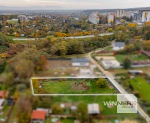 Pozemok vhodný na rekreačný dom alebo chatu o veľkosti 1.282 m2 v oblasti Čičky-majer, Košice - Terasa.