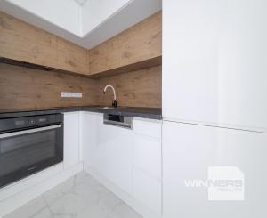 1,5-izbový, predaj, kompletná rekonštrukcia, 43 m2, pražský typ, loggia, Buzulucká, Košice