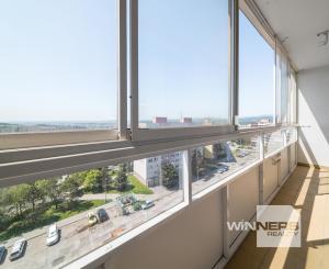 1,5-izbový, predaj, kompletná rekonštrukcia, 43 m2, pražský typ, loggia, Buzulucká, Košice