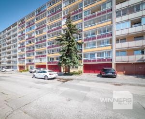 1,5-izbový, predaj, kompletná rekonštrukcia, 43 m2, pražský typ, loggia, Buzulucká, Košice