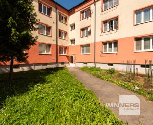 Ponúkame Vám na prenájom 2 izbový byt v širšom centre mesta Prešov