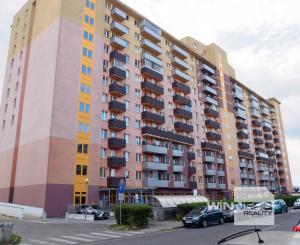Na prenájom 1-izbový byt s balkónom, 42 m2, Vyšehradská ulica, Bratislava-Petržalka