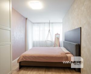 NA PREDAJ veľkometrážny 4-izbový byt 166,94 m² s parkovacím státím a 2 loggiami – Zámocká ulica