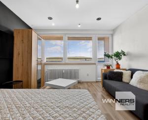 REZERVOVANÉ - Na predaj zrekonštruovaný a zariadený 1-izbový byt, 37,54 m2, Sekurisova ulica, Bratislava-Dúbravka