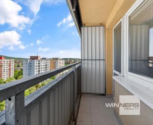 REZERVOVANÉ - Na predaj zrekonštruovaný a zariadený 1-izbový byt, 37,54 m2, Sekurisova ulica, Bratislava-Dúbravka