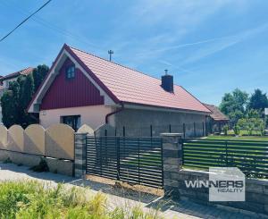 Na predaj rodinný dom, 493 m2, Školská ulica, Zemianska Olča, okres Komárno