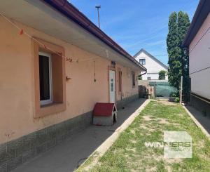 Na predaj rodinný dom, 493 m2, Školská ulica, Zemianska Olča, okres Komárno