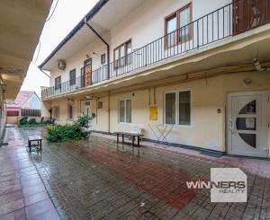 Ponúkam na prenájom veľmi pekný 1,5-izbový byt na Alžbetinej ulici v Košiciach