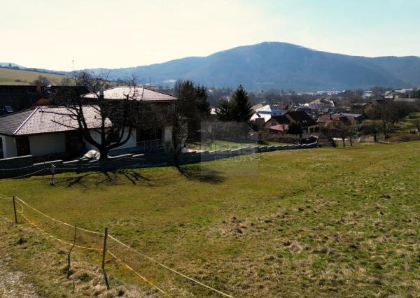 Exkluzívny predaj lukratívneho a veľkého pozemku pre rodinný dom, Kynceľová - Banská Bystrica