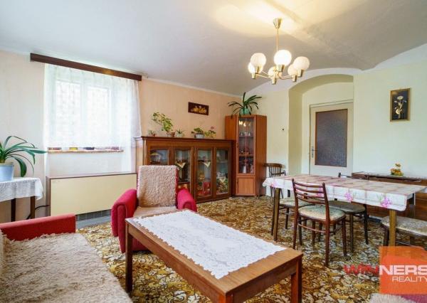 Exkluzívne na predaj rodinný dom vhodný aj ako investícia, priamo v centre mesta Banská Štiavnica