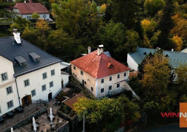 Exkluzívne na predaj rodinný dom vhodný aj ako investícia, priamo v centre mesta Banská Štiavnica