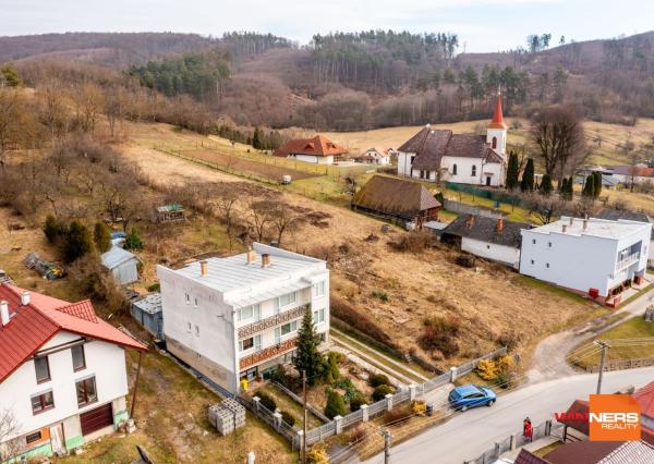 Na predaj lukratívny stavebný pozemok blízko  mesta Humenné- Brestov