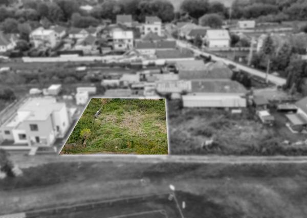 Exkluzívne  na predaj stavebný pozemok, 758 m2, Čečejovce