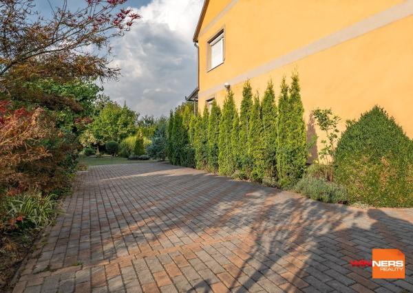 Rodinný dom s krásnou záhradou, predaj, 816 m2, Hidasnémeti, Maďarsko