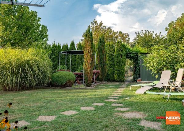 Rodinný dom s krásnou záhradou, predaj, 816 m2, Hidasnémeti, Maďarsko