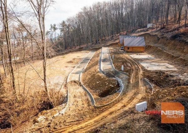 Exkluzívne na predaj stavebné pozemky na Domaši - rekreačná oblasť Dobrá !!!