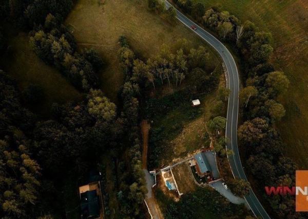 NOVÁ CENA! Exkluzívne na predaj slnečný stavebný pozemok v blízkosti Belianskeho jazera, Banská Štiavnica
