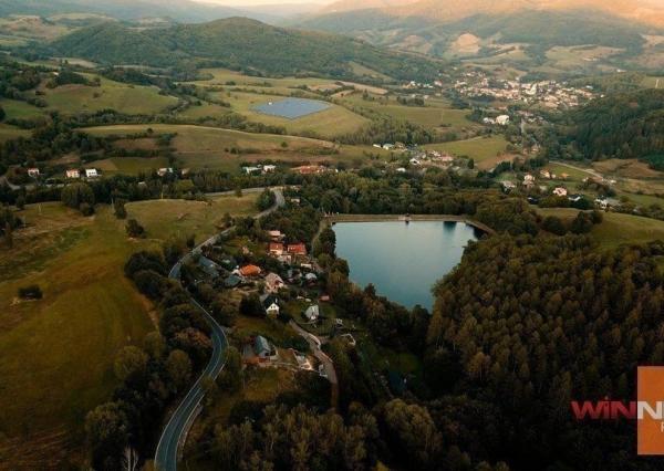 NOVÁ CENA! Exkluzívne na predaj slnečný stavebný pozemok v blízkosti Belianskeho jazera, Banská Štiavnica