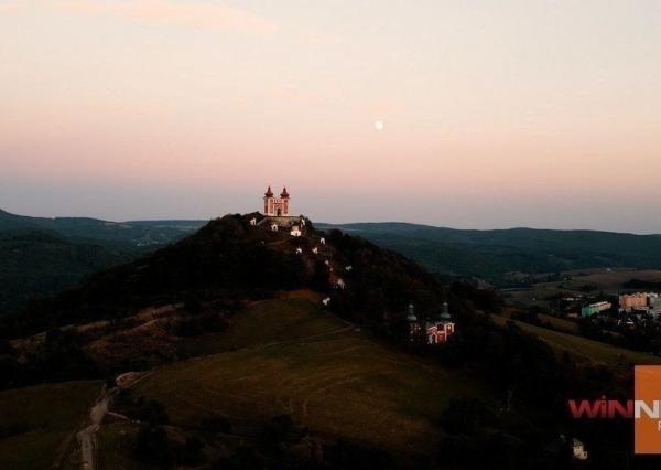 NOVÁ CENA! Exkluzívne na predaj slnečný stavebný pozemok v blízkosti Belianskeho jazera, Banská Štiavnica