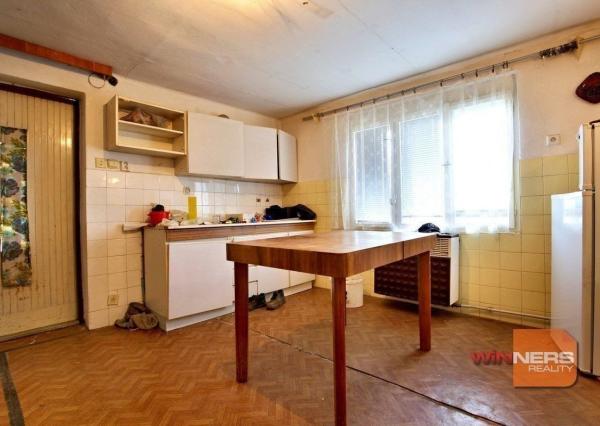 REZERVOVANÉ!!! Na predaj rodinný dom Bratislava - Lamač