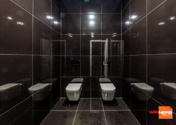 Reprezentatívny kancelársky/obchodný priestor v novostavbe v blízkosti centra mesta, 100 m2, parking, Dunajská, Košice