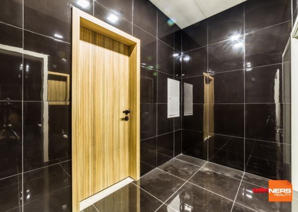 Reprezentatívny kancelársky/obchodný priestor v novostavbe v blízkosti centra mesta, 100 m2, parking, Dunajská, Košice