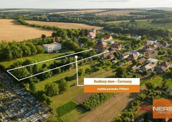 EXKLUZÍVNE na predaj rodinný dom s rozsiahlym pozemkom v obci Čermany, okres Topoľčany