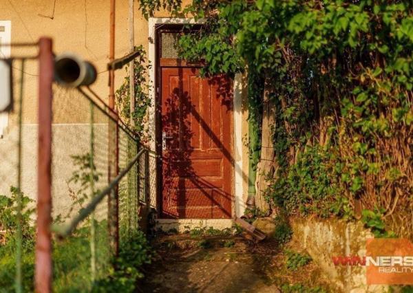 EXKLUZÍVNE na predaj rodinný dom s rozsiahlym pozemkom v obci Čermany, okres Topoľčany