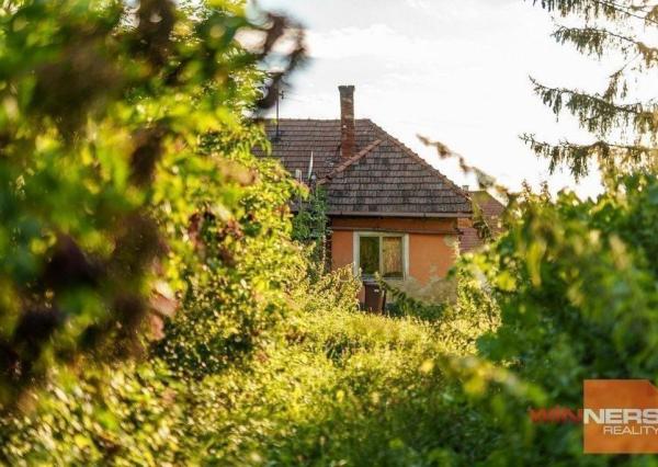 EXKLUZÍVNE na predaj rodinný dom s rozsiahlym pozemkom v obci Čermany, okres Topoľčany