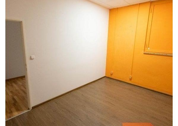 Ponúkame na prenájom skladové priestory o výmere 13 m2 na Levočskej ulici, 2 NP.