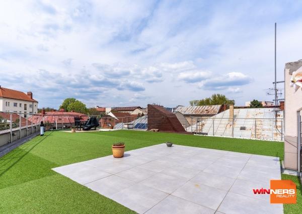 Exkluzívne na predaj veľký 3-izbový byt v Starom meste - ul. Kmeťová - Košice