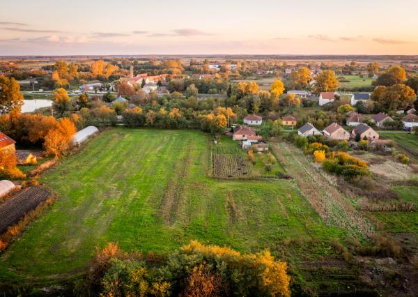 Na predaj stavebný pozemok o výmere 3.744 m2, Karcsa, Maďarsko