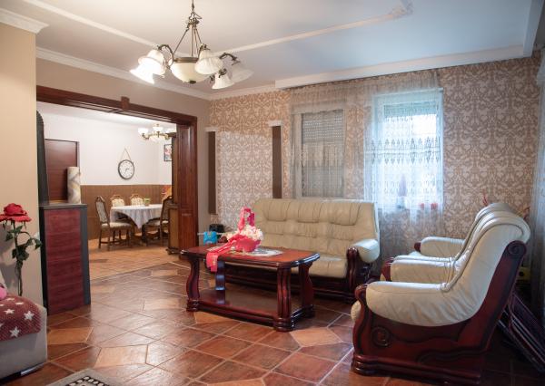 Na predaj priestranný rodinný dom v obci Karcsa - Maďarsko