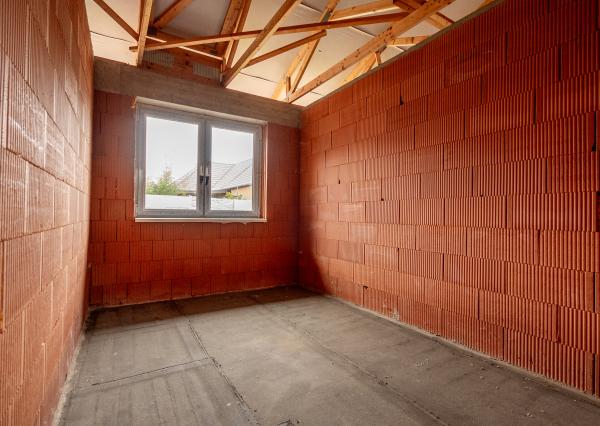 Na predaj 5 izbový rodinný dom vhodný na dokončenie podľa Vašich predstáv