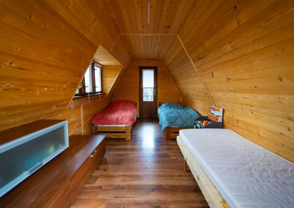 REZERVOVANE - Na predaj murovaná chata v tichom prostredí záhradkárskej oblasti Sečovce