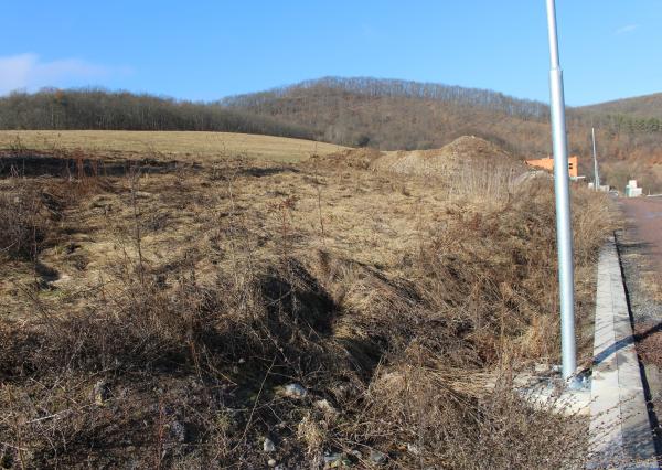 Predaj stavebného pozemku 571 m2 Breziny – 8 km Zvolen, okr. Zvolen