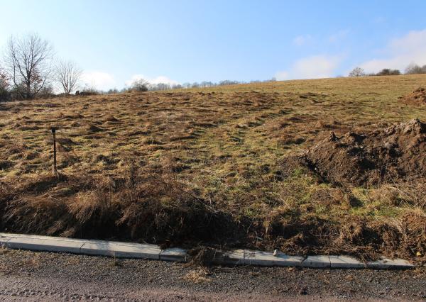 Predaj stavebného pozemku 571 m2 Breziny – 8 km Zvolen, okr. Zvolen