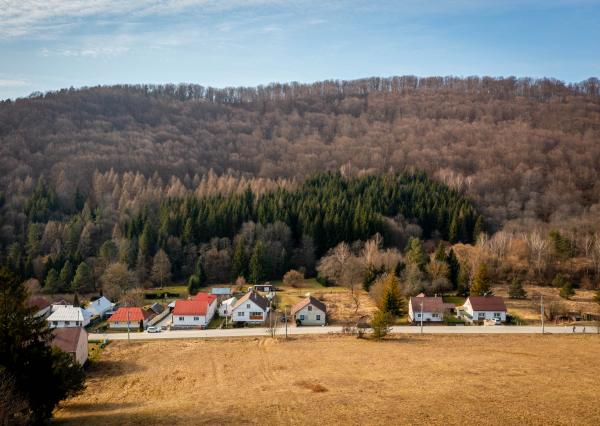 Exkluzívna ponuka : Rodinný dom v meste Medzilaborce časť  Vydraň okr. Medzilaborce