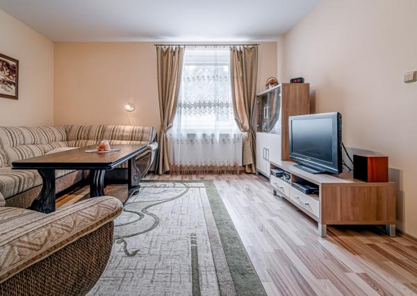 Predaj  pekného 2-izbového bytu s terasou vo Vysokých Tatrách !