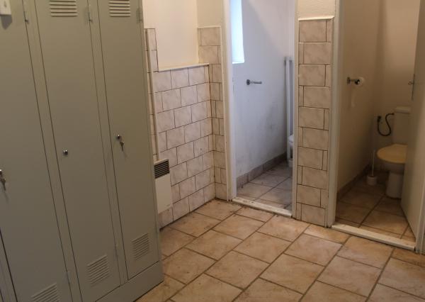 Prenájom  výrobno-skladovacieho priestoru 450 m2 a kancelárií  s prísl. 210 m2 Banská Bystrica -Nemce