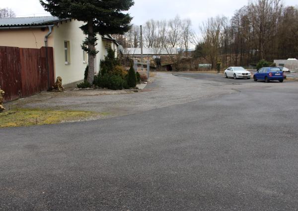 Prenájom  výrobno-skladovacieho priestoru 450 m2 a kancelárií  s prísl. 210 m2 Banská Bystrica -Nemce