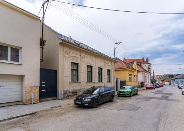 REZERVOVANÉ - Na predaj 3 izbový byt v Starom meste - Košice