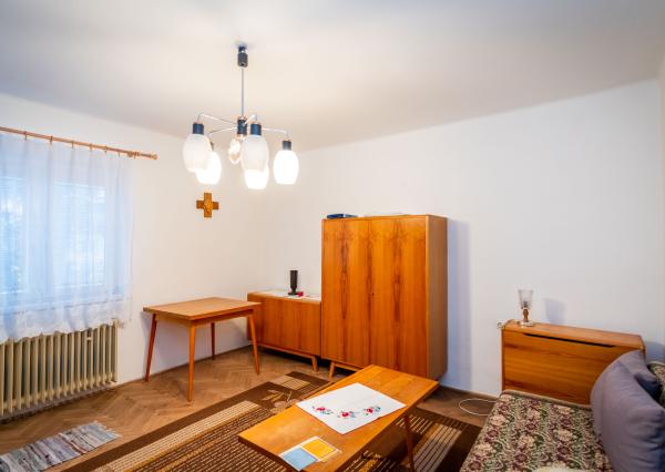 Exkluzívne na predaj rodinný dom v obci Úpor!