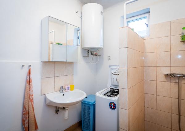 Exkluzívne na predaj rodinný dom v obci Úpor!