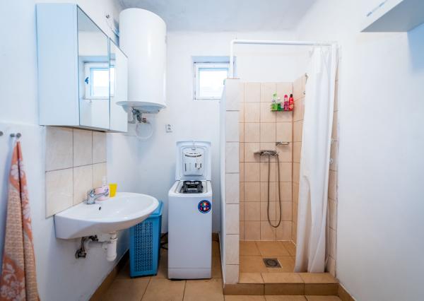 Exkluzívne na predaj rodinný dom v obci Úpor!