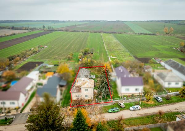 Exkluzívne na predaj rodinný dom v obci Úpor!