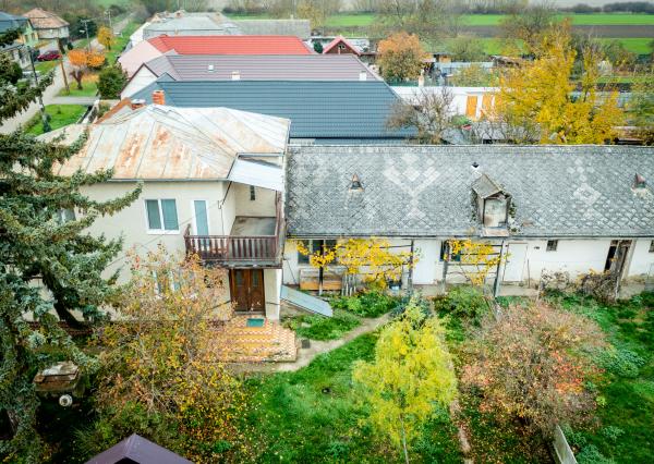 Exkluzívne na predaj rodinný dom v obci Úpor!