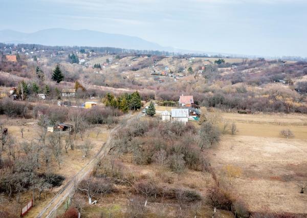 Exkluzívne na predaj stavebné pozemky v záhradkárskej oblasti za mestom Sečovce!